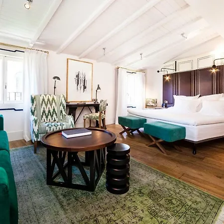 Hotel Cort